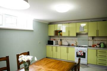 Фотографии Хостелы Sweet Home Hostel / Guest House г. Черновцы (Украина) №2 Фото Хостелы Sweet Home Hostel / Guest House г. Черновцы 2