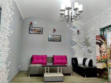 Фотографии Апартаменты Apartment on Golovna street - center г. Черновцы (Украина) №1 Фото Апартаменты Apartment on Golovna street - center г. Черновцы 1