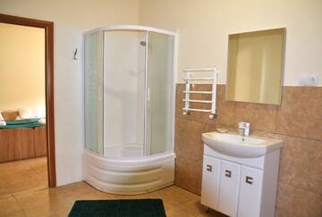 Фотографии Хостелы Coin Apartments & Hostel г. Черновцы (Украина) №5 Фото Хостелы Coin Apartments & Hostel г. Черновцы 5
