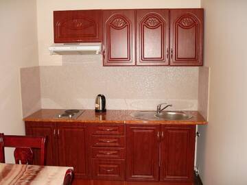 Фото номера Апартаменты (для 4 взрослых) Апарт-отели Chernivtsi Apartments г. Черновцы 7