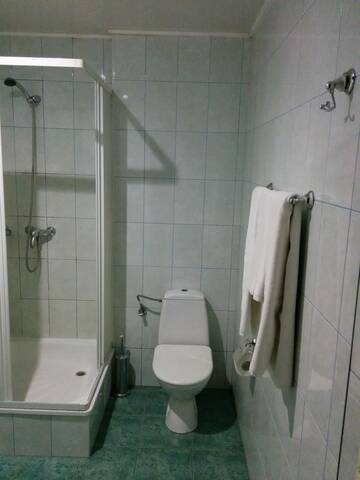 Фото номера Двухместный номер с 2 отдельными кроватями Отель Отель Кайзер г. Черновцы 5
