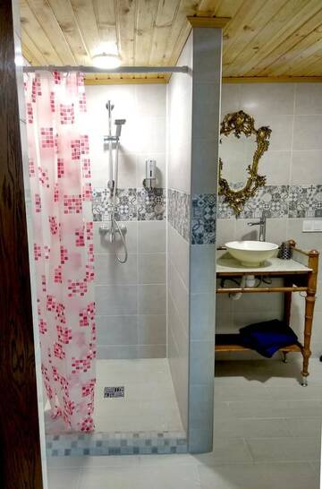 Фото номера Дом с 1 спальней Дома для отпуска Panorama Hotel &amp; SPA г. Черновцы 9