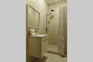 Фото номера Апартаменты Апартаменты Sunny apartments in the center of Chernivtsi г. Черновцы 28
