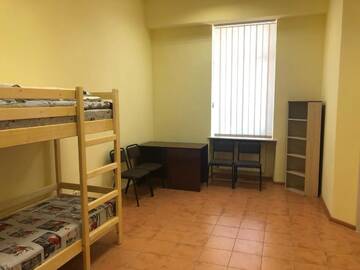 Фото номера Общий десятиместный номер для мужчин и женщин Хостелы Hostel U Pottera г. Черновцы 5